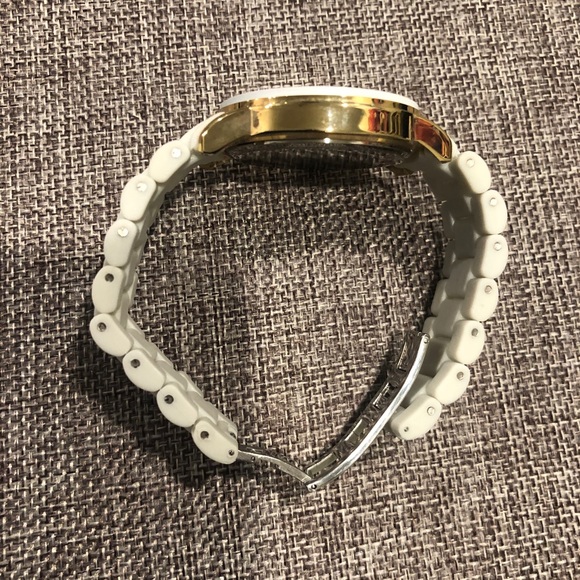 Asos White Gold Silicone Plastic Minimalist Watch - Picture 5 of 7